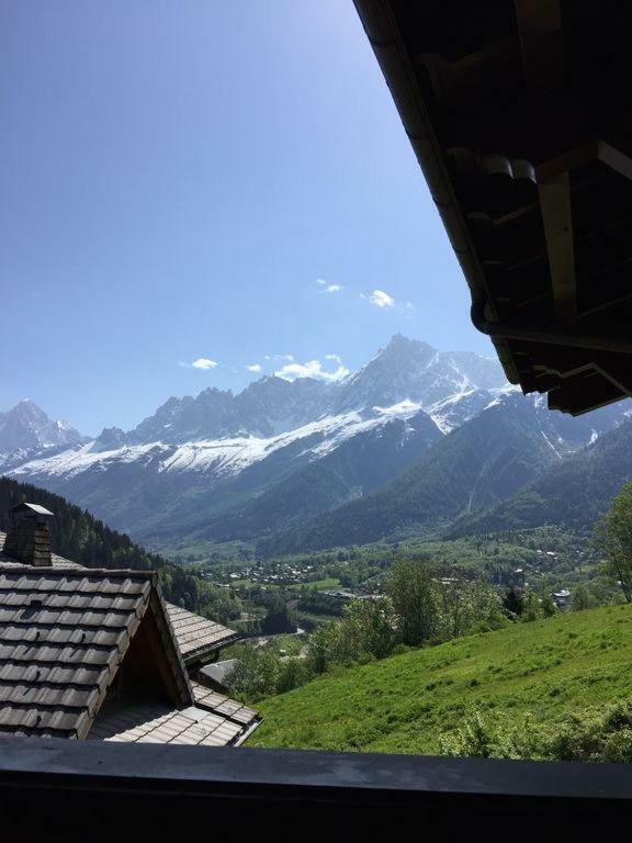 L'appartement des ours Les Houches Extérieur photo
